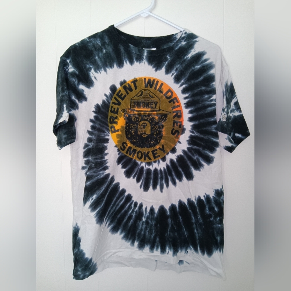 Smokey the Bear tie-dye men's shirt size large black and white